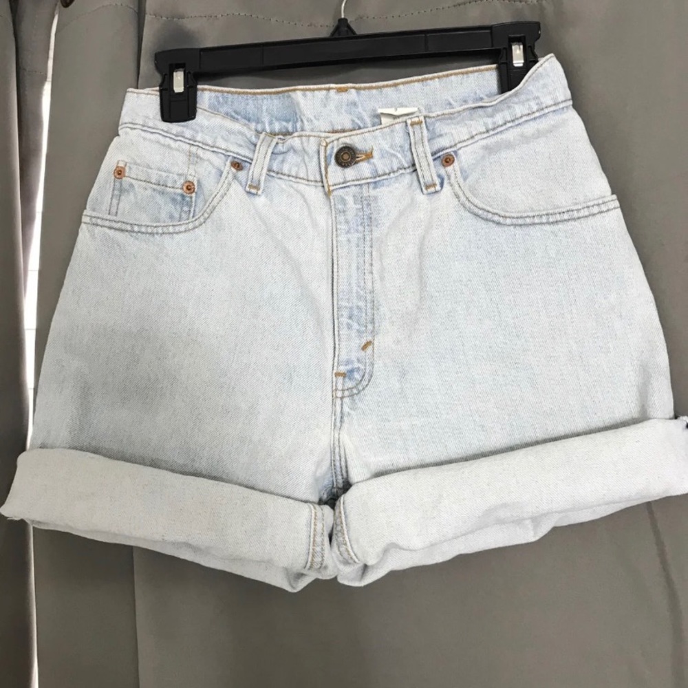 Levi Shorts